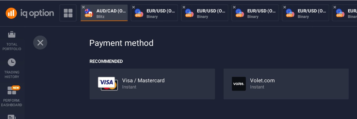 IQ Option payment method screen showing Visa Mastercard and Volet options